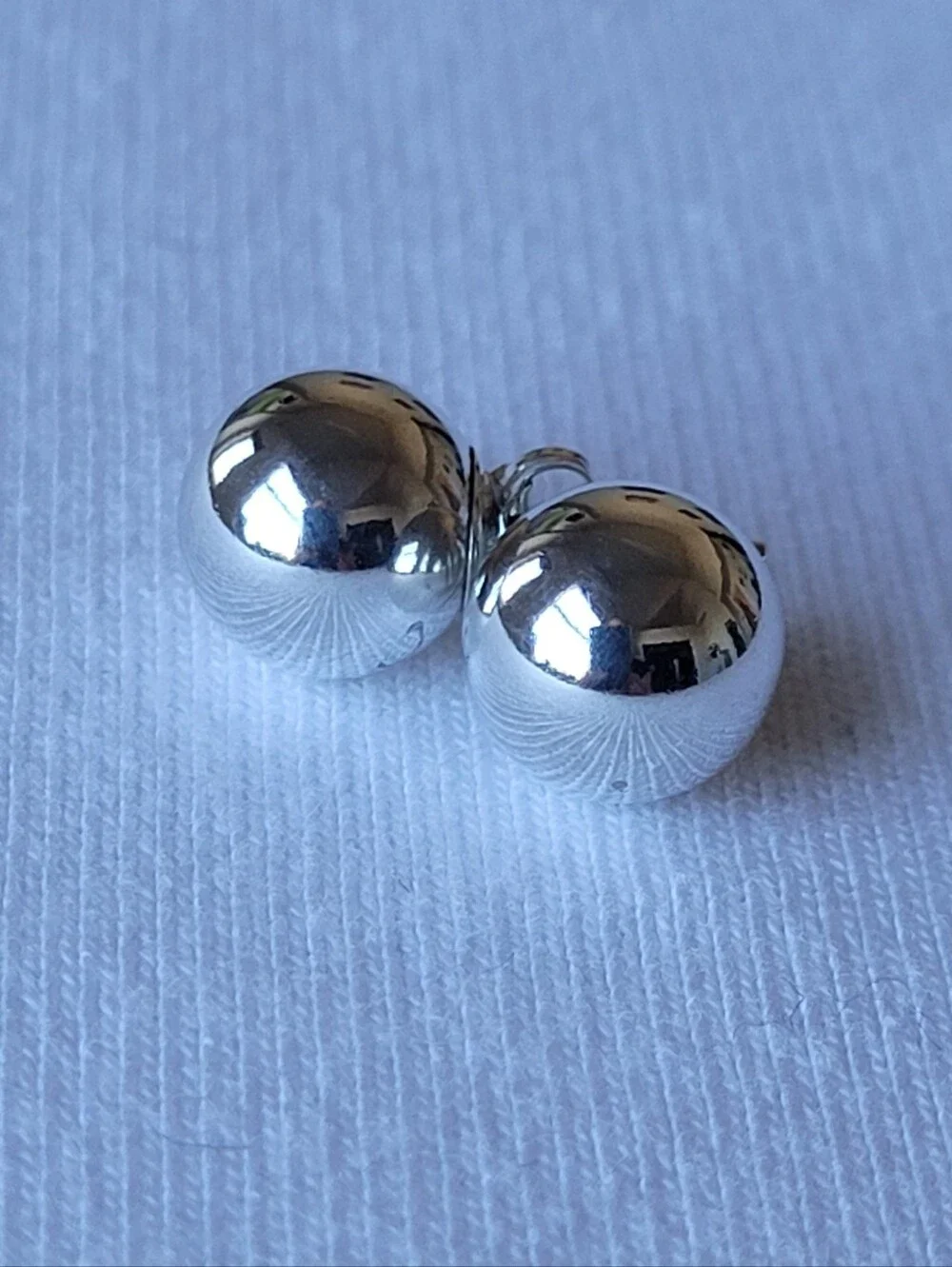 10mm Vintage Silver-plated Bead Post Earrings